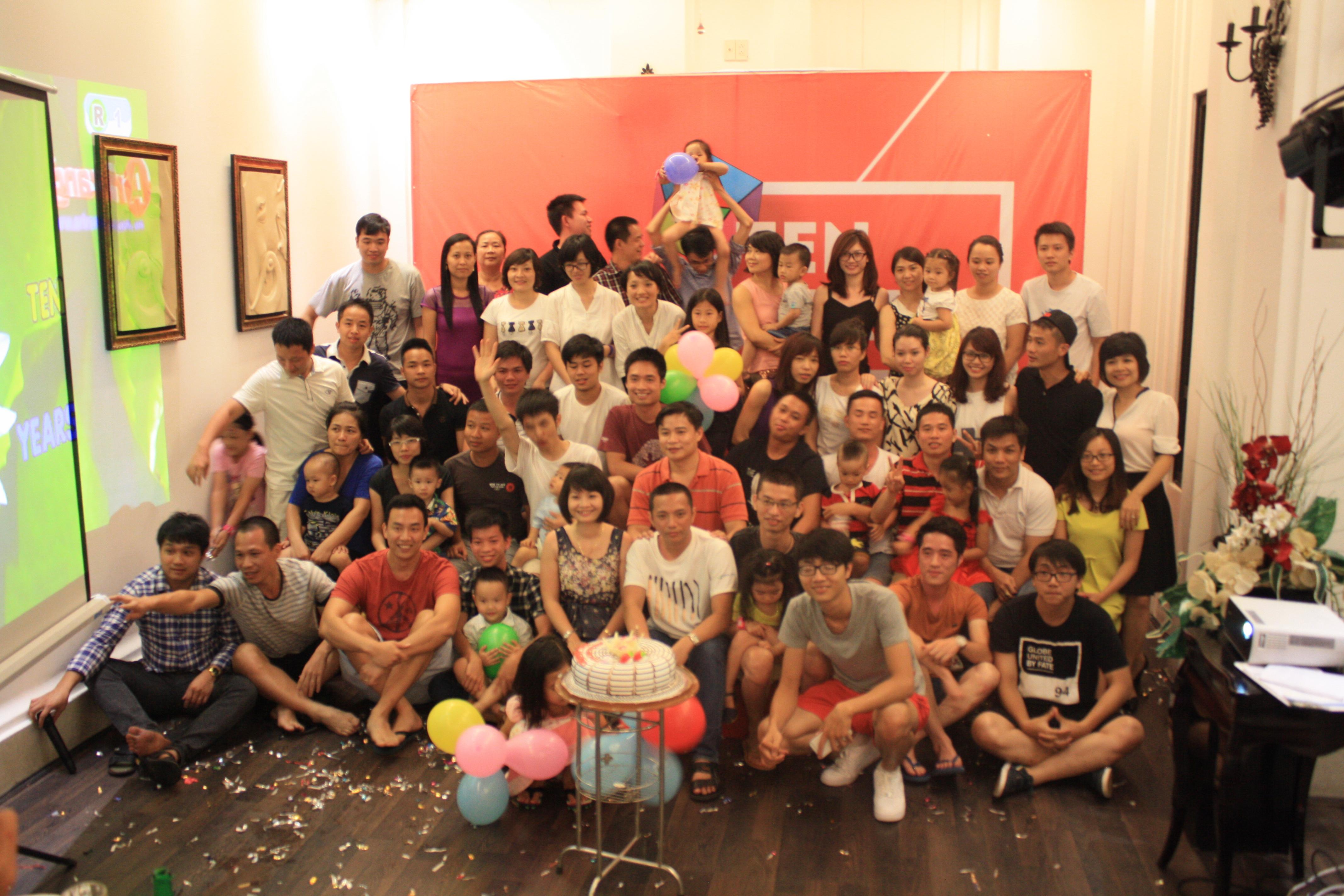 JOOM Solutions kỷ niệm 10 năm thành lập với chương trình Team Building & Gala Dinner tại Nha Trang