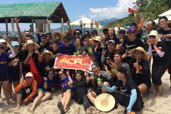 Nha Trang Trẻ tổ chức Team Building ACFC – Develop Nike Athletes 2017