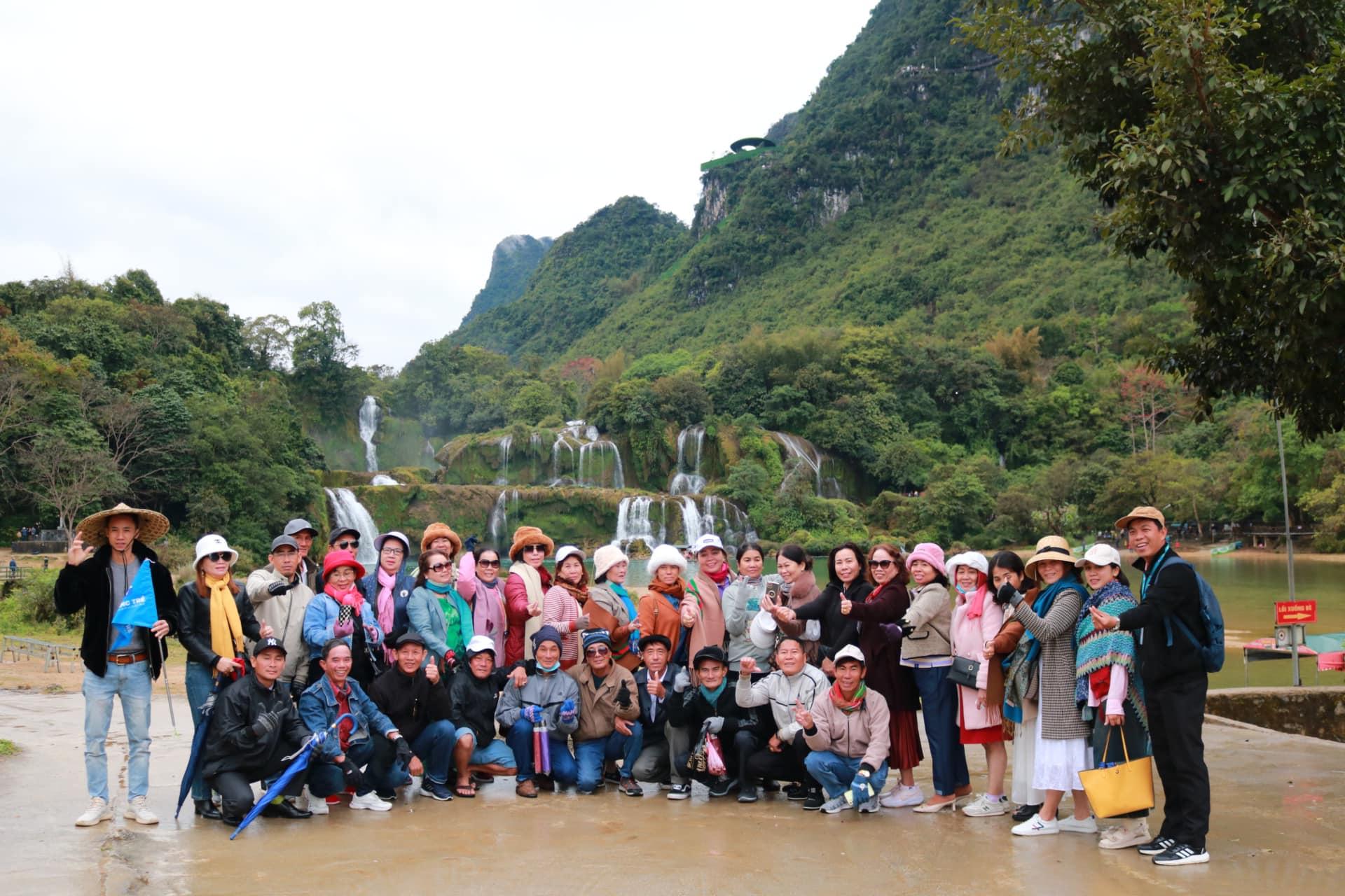 Hành Trình Khám Phá Đông Tây Bắc 4.000km – Trải Nghiệm Đáng Nhớ Cùng Nha Trang Trẻ Travel