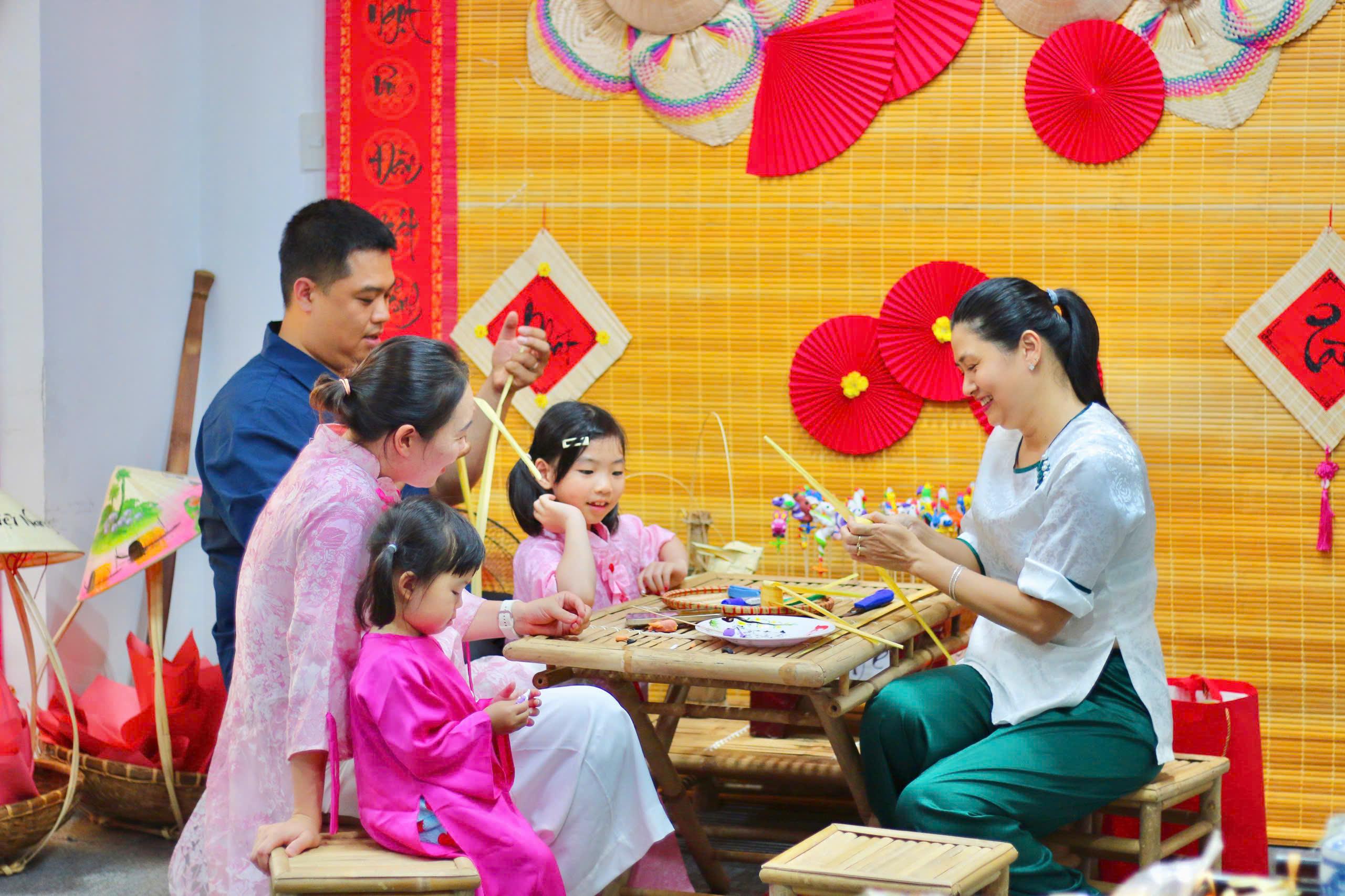 Art Craft Workshop Experience in Nha Trang