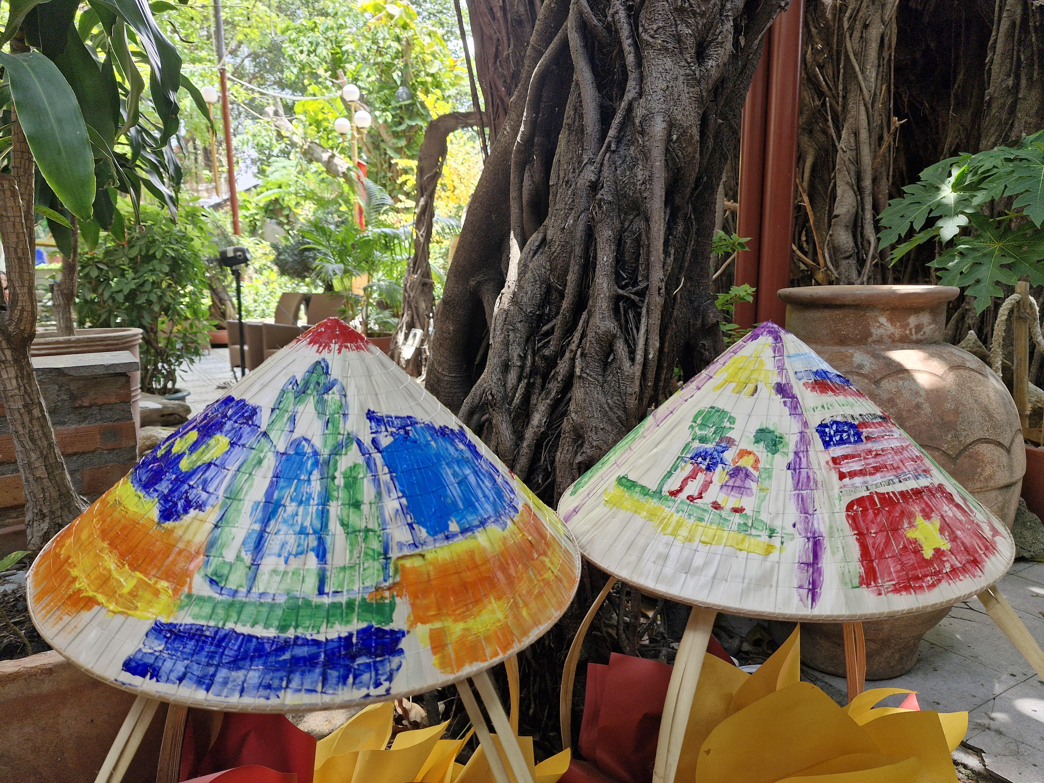 A Unique Cultural Experience in Nha Trang: Paint Your Own Vietnamese Nón Lá & Traditional Paper Mask